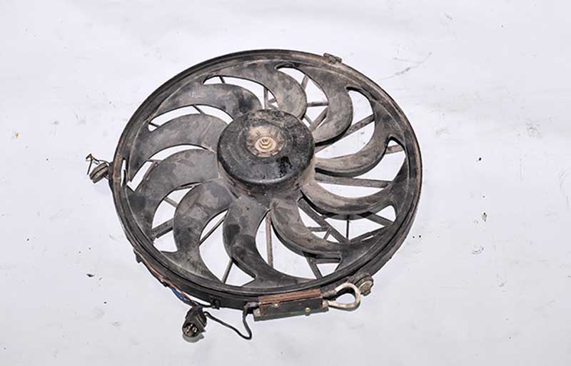 BMW 2 SERİSİ ÇIKMA YEDEK PARÇA ÇIKMA-BMW-PARÇA-E-36-3-SERİSİ-FAN